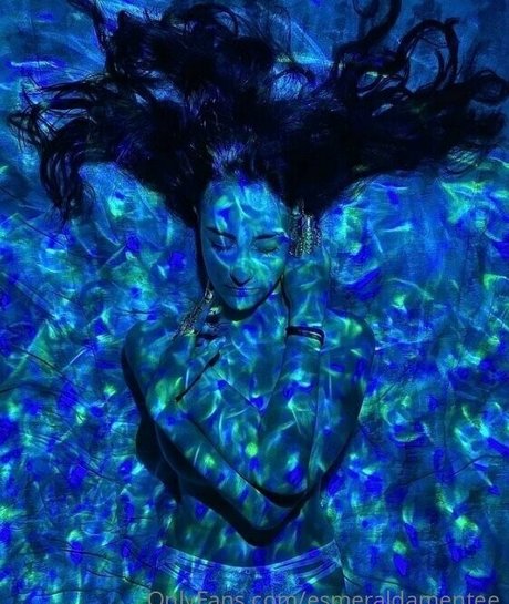 esmeraldamentee pornstar art pics