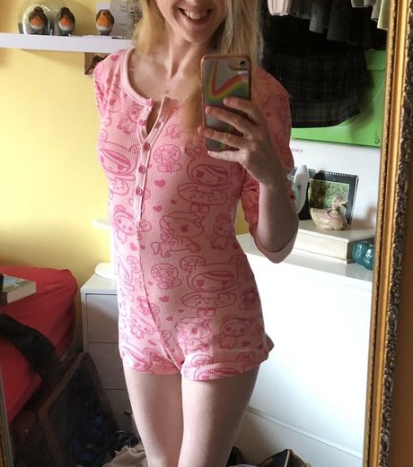 blonde small tits onlyfans naked photos