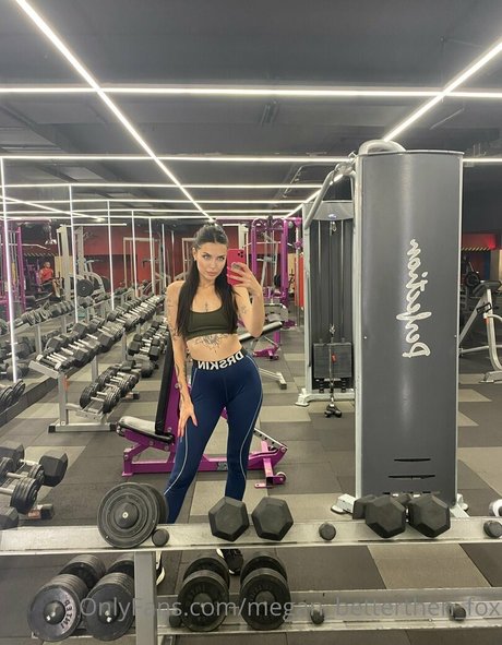 megan betterthen fox pretty pornstar image