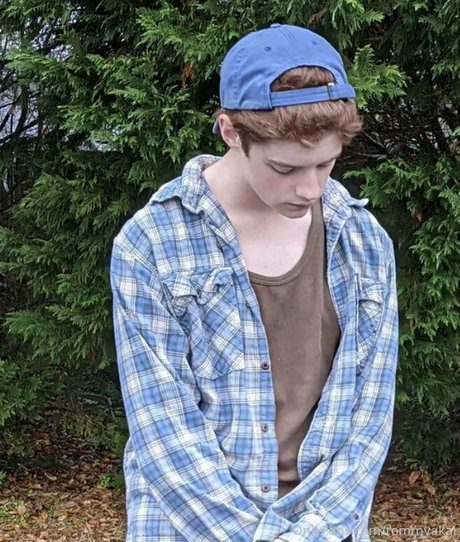 tommyakai beautiful pornstar img