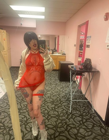 devilbby999 pretty pornstar picture