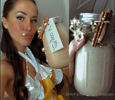 earthlyalien erotic actress archive