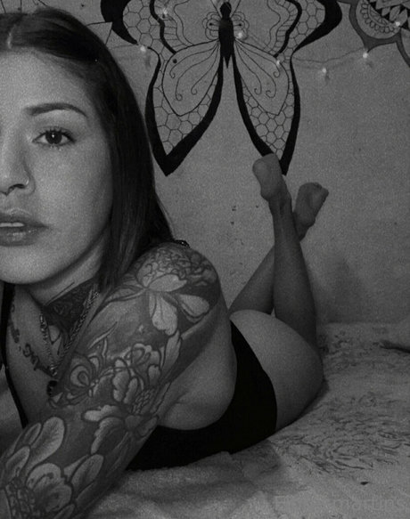 floresmartins high quality model pictures