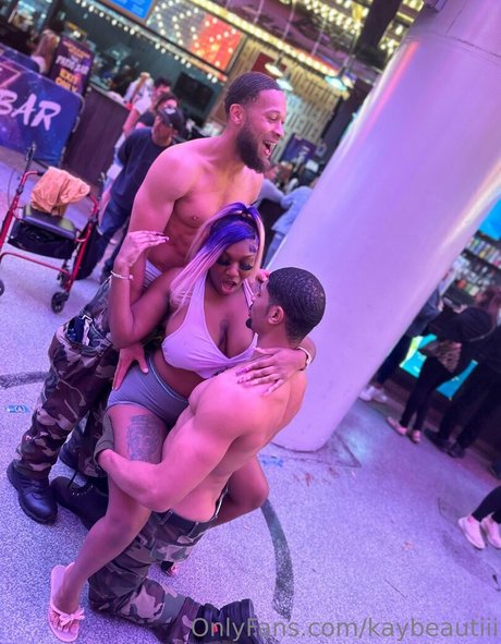 kaybeautiii model adult picture