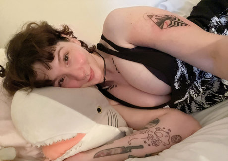 lisasayshello star nudes pic