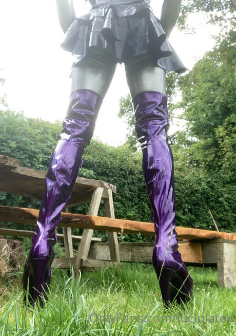 luciulatex pornstar exclusive images