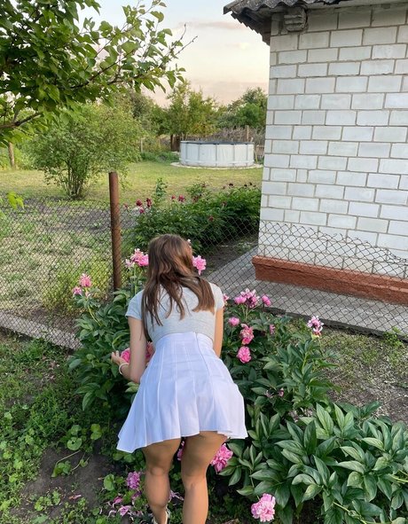 lili babe high quality actress gallery