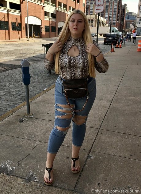 sexubunni sex model image