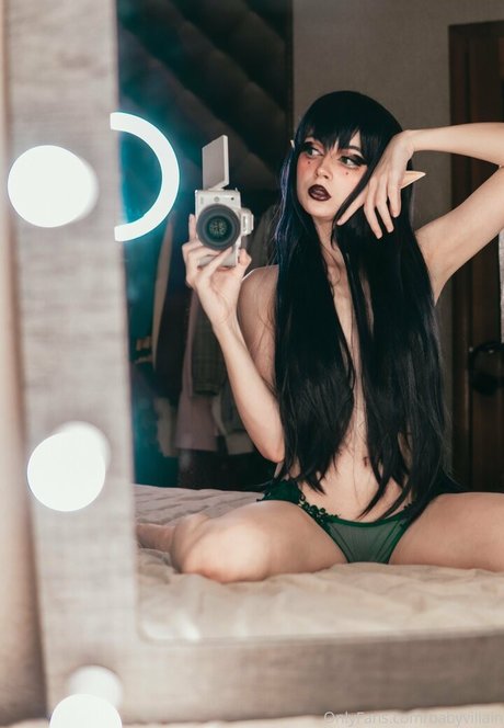 ave ria star sexy image