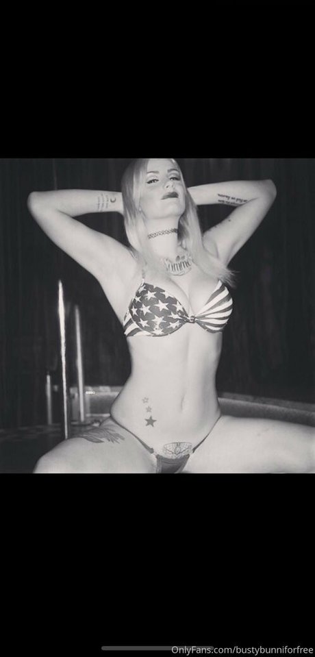 bustybunniforfree pretty actress pic