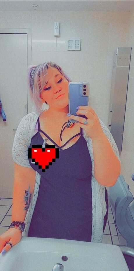 skinny blonde milf onlyfans free naked images