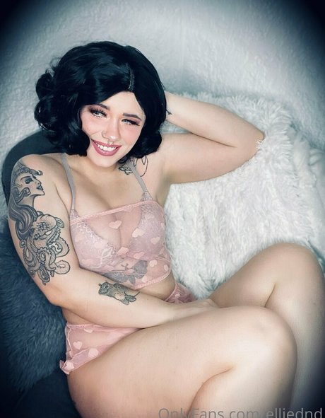 EllieDND model beautiful archive