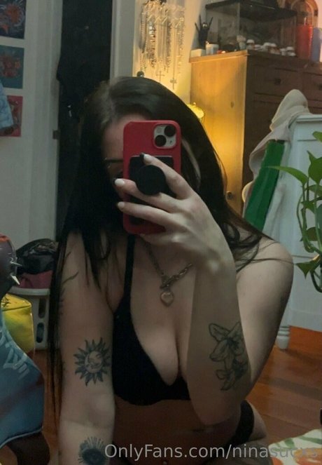 ninasucxs pornstar exclusive gallery