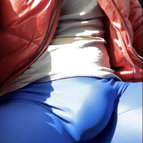 sexy exhibit top model archive