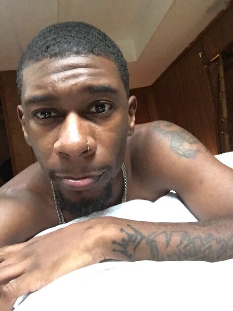 TreatEaterr_ high quality star images