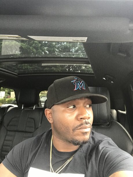 DonZen sexy pornstar photos