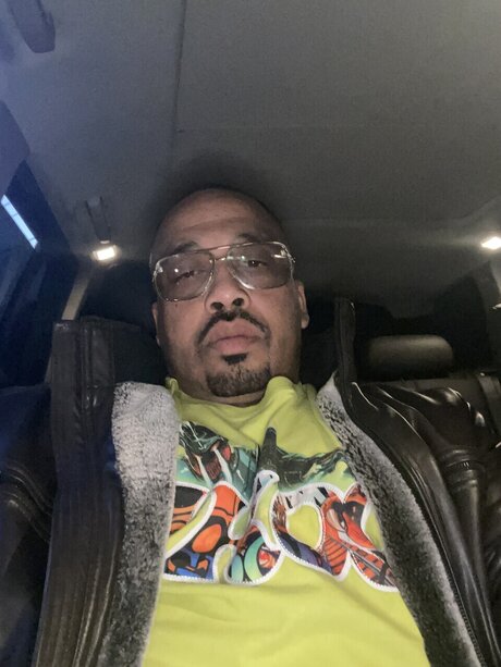 Thee 2 Deep art pornstar img