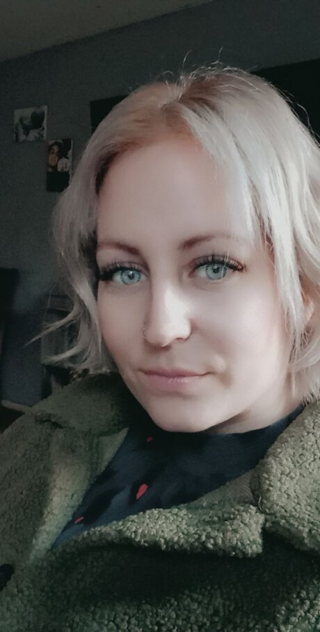 Dawn Frannie beautiful pornstar photo