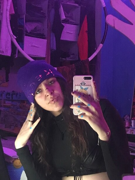 Dragonfly_ pornstar adult pics