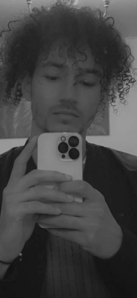 Jerome nudes star photo