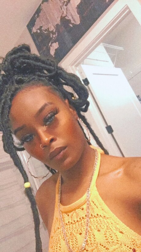 ChnkiiBabii xxx star photos