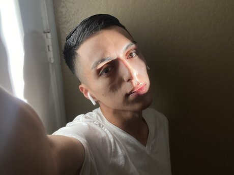 isaiasaven free model picture