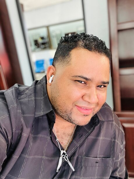 Juan Ramirez star best photos