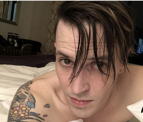 Gunner woods model sex img