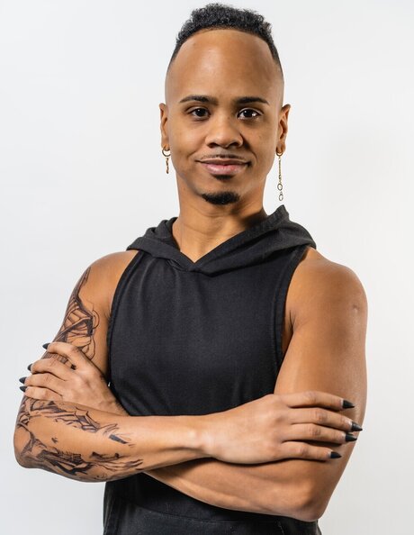 Daniel Sensual model naked image