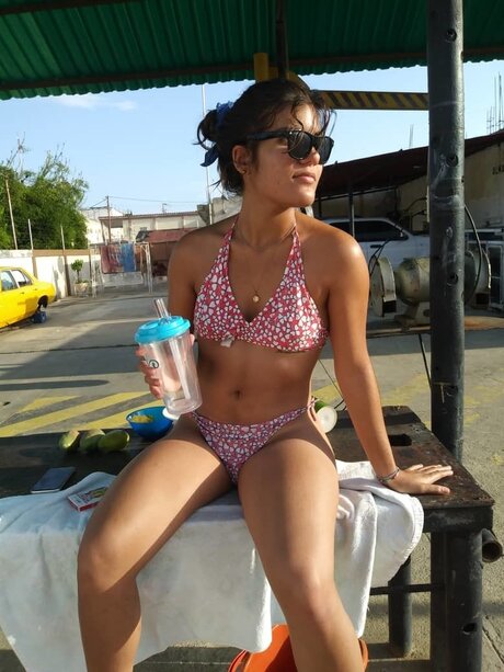 Elena Love star hot photo