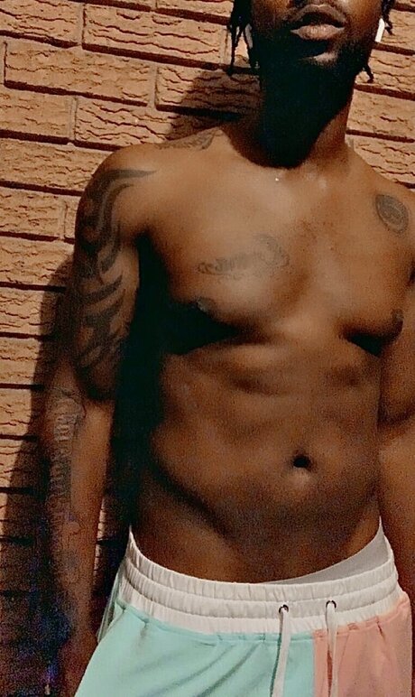 CMPflixx pretty model pic