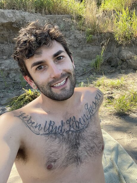 James Kenny star nudes photos