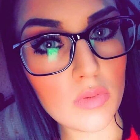 Thick girl beautiful pornstar gallery