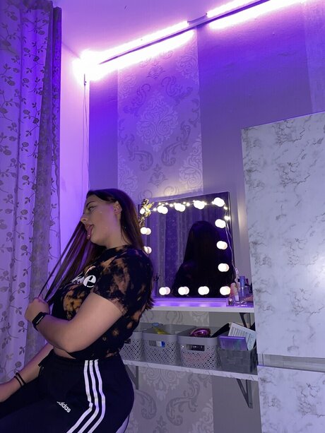 Zuza Lbzk free pornstar pictures