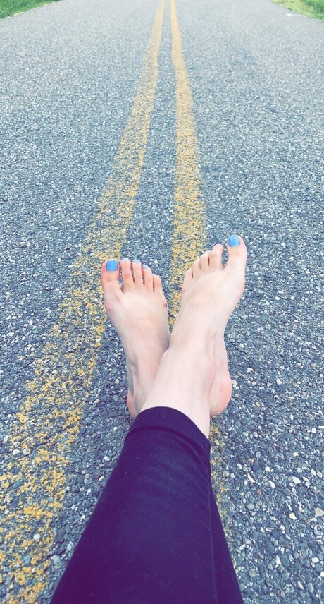 Imperfection model naked img