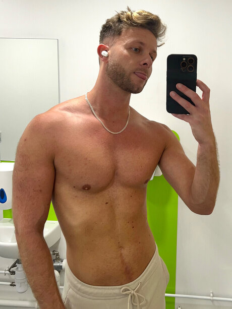 squirting pussy onlyfans exclusive pic