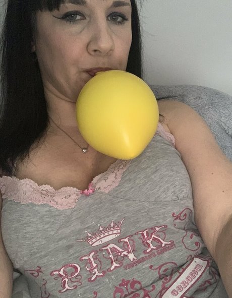 chezzmanifestation pornstar naked pics