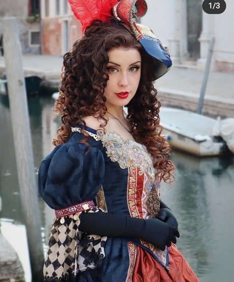 moms onlyfans sexy images