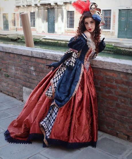 Raineemery model adult img