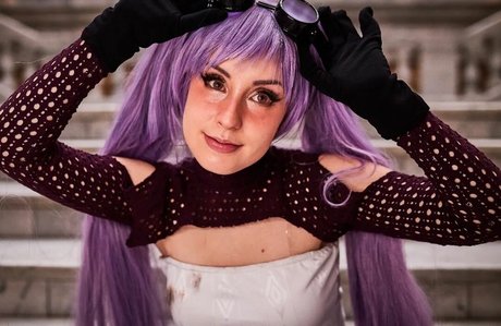 Raineemery erotic pornstar pictures