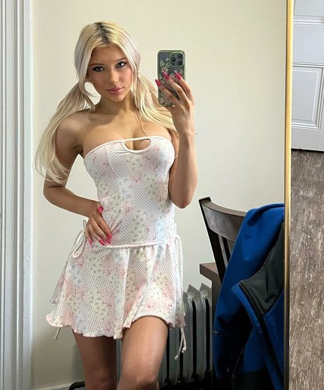 Maddy Gower model hd picture