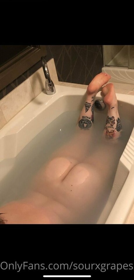 sourxgrapes model erotic pics