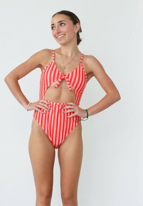 Brooklyn And Bailey model perfect pic