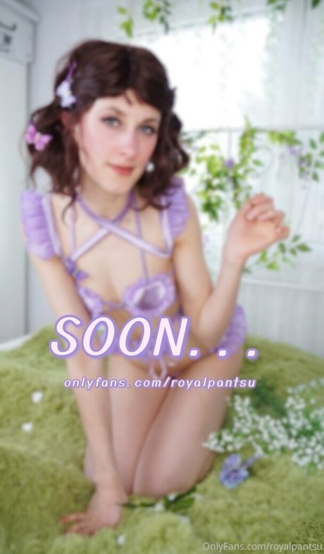 blonde secretary onlyfans beautiful photos