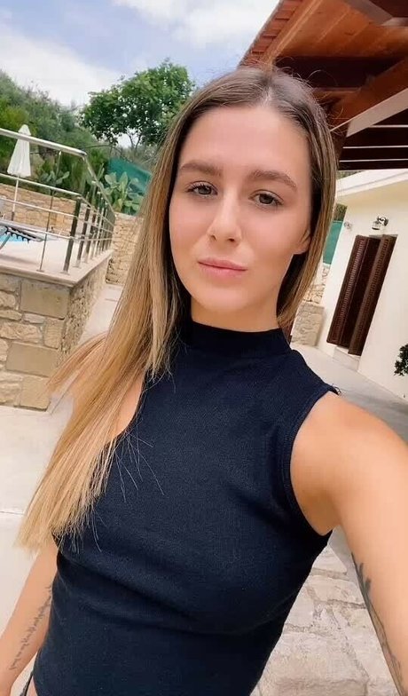 Bunnycutie star exclusive galleries