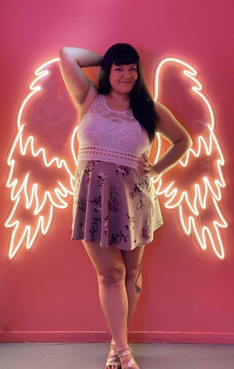 lolalovegoodxo model exclusive archive