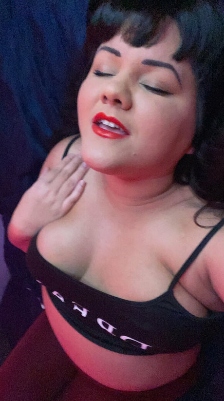 lolalovegoodxo xxx star pic