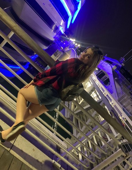 big tits granny onlyfans hot naked image