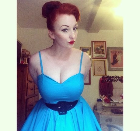 Laura Dawson pornstar erotic picture