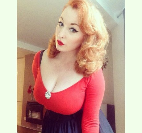 Laura Dawson star porn photo